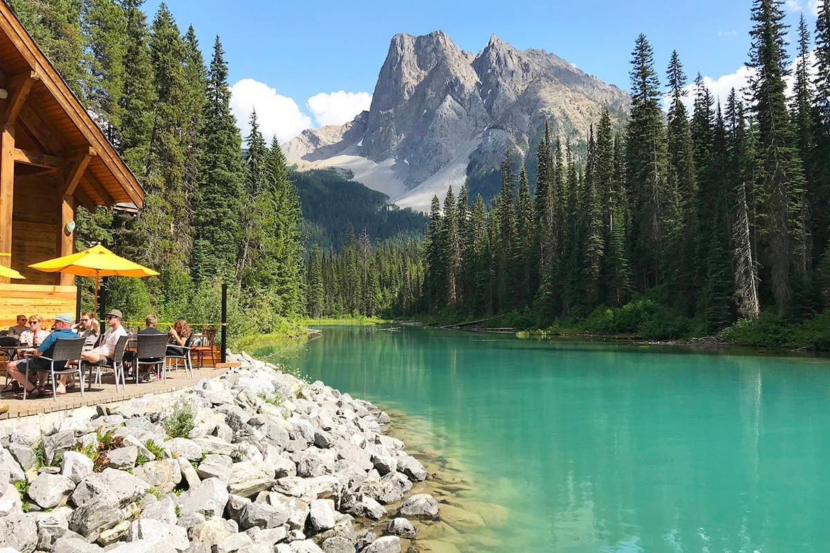 5 Must Visit Lakes In Bc Sandman Hotels 5 Must Visit Lakes In Bc Sandman Hotels
