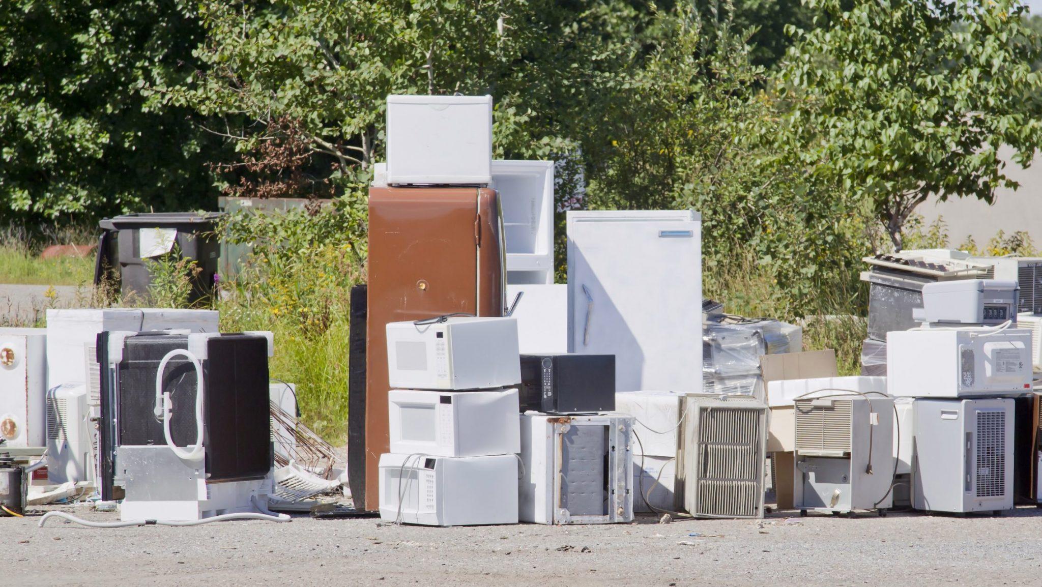 Appliance Removal The Environmentally Friendly Way To Dispose Of Your Old Appliances Appliance Removal The Environmentally Friendly Way To Dispose Of Your Old Appliances