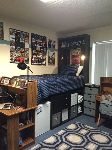 10 Ways to Style Your Dorm