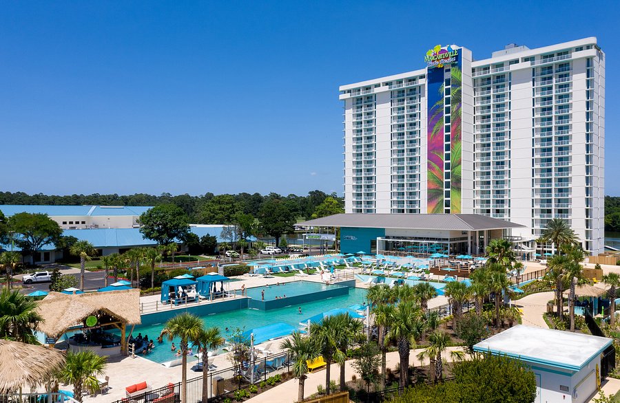Discover Lake Conroe's Best Waterfront Hotels