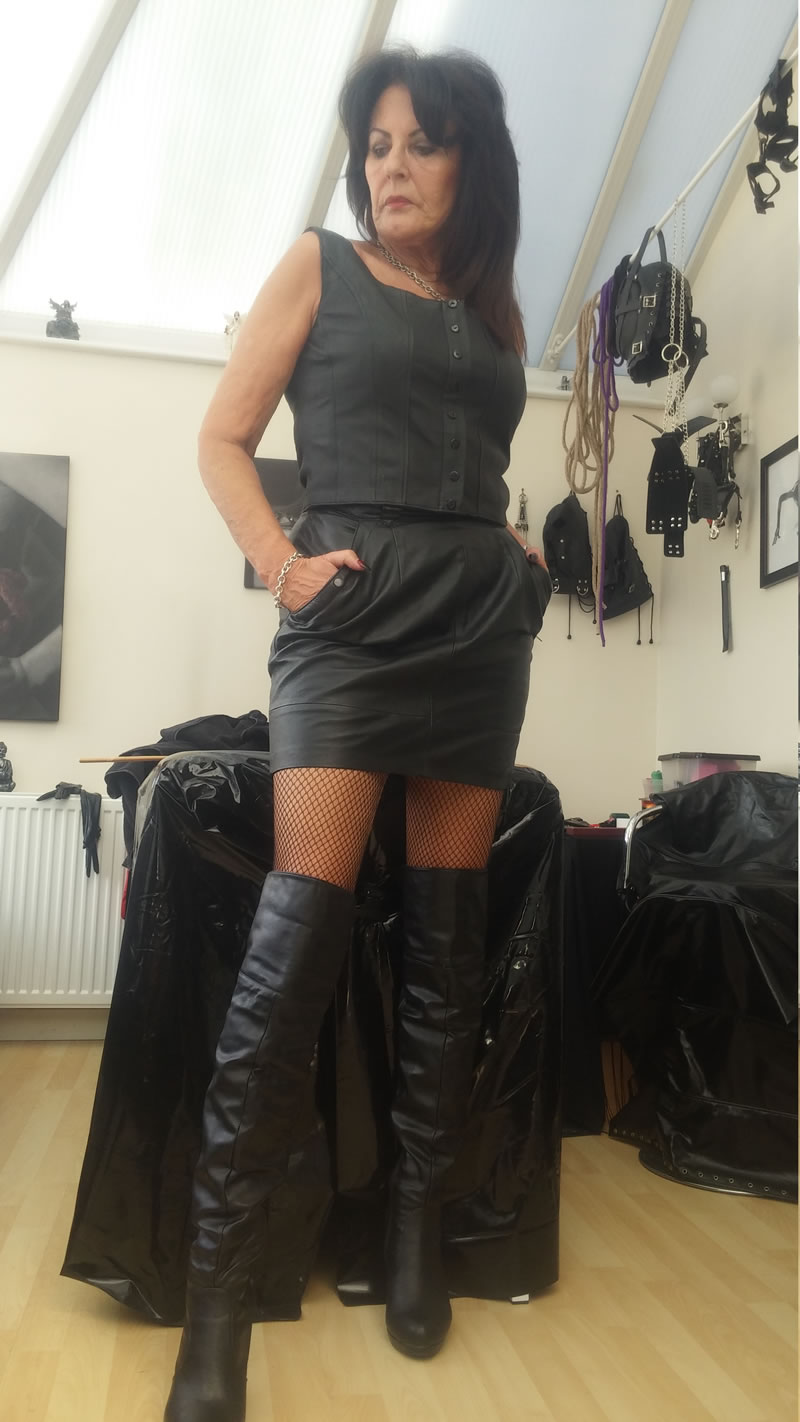 Unleash Your Desires: 5 Mistress Tips