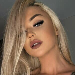 Sophia Deso's OnlyFans Journey: An Exclusive Peek